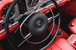 Mercedes-Benz 280 SL 1969 года  (EU)